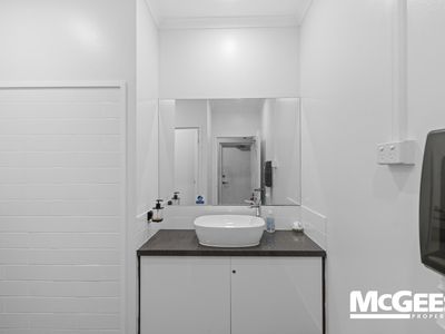 1 / 691 Brunswick Street, New Farm