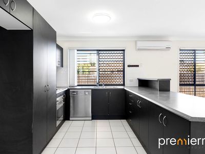 33 Collins Street, Collingwood Park