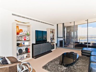 1905 / 96 Bow River, Burswood