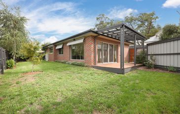 2 / 9 CHURCH STREET, Emerald