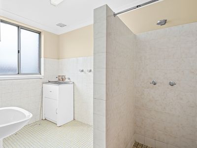 1 / 284 Cowper Street, Warrawong