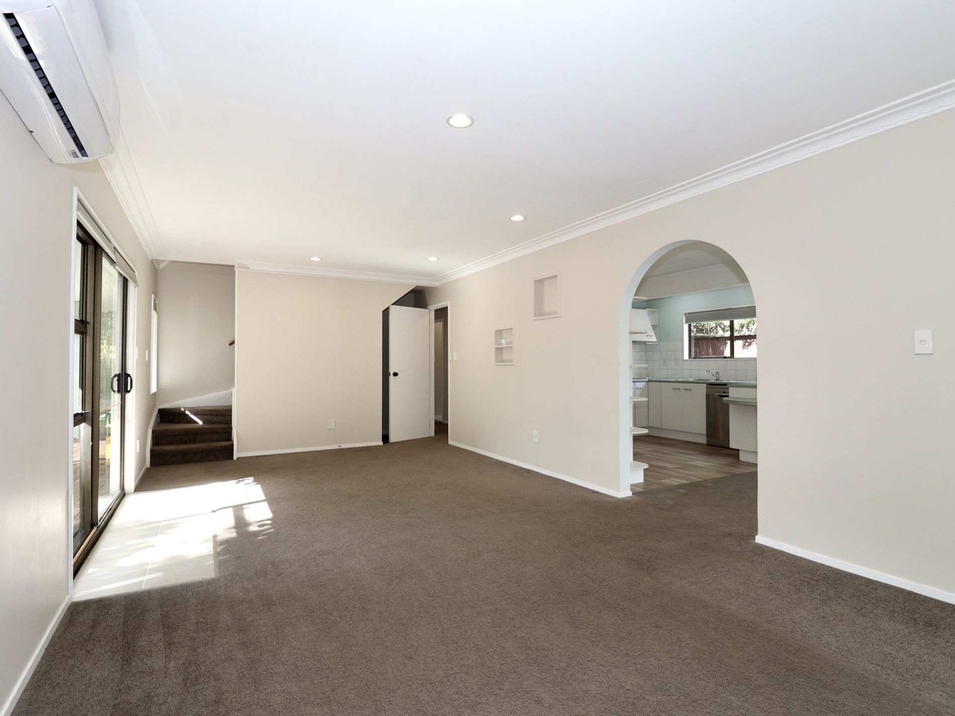 1 / 5 Rosca lane, Sunnyhills