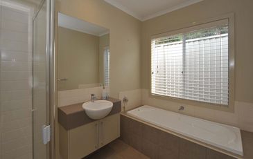 7 Botanic Drive, Pakenham