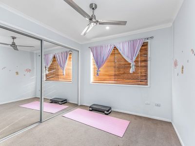 8 Sweetgum St, Hillcrest