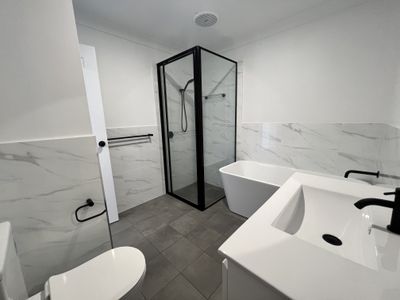 18A Lesmurdie Prade, Dubbo