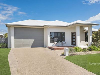 32 Ashmore Crescent, Burdell