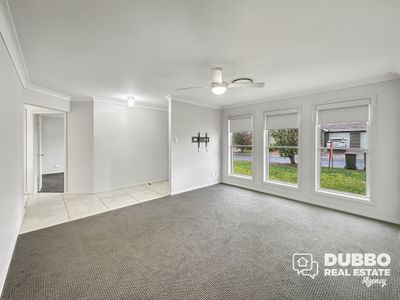 1 Apsley Crescent, Dubbo