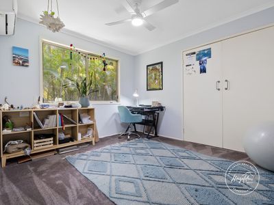 11 Annie Street, Landsborough