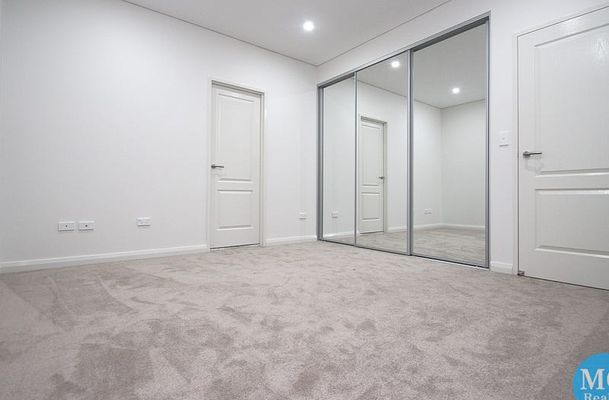 90 / 6-14 Park Road, Auburn