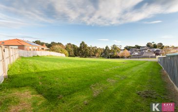 19 Timberside Drive, Beaconsfield