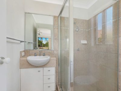 21 Pembroke Crescent, Sippy Downs