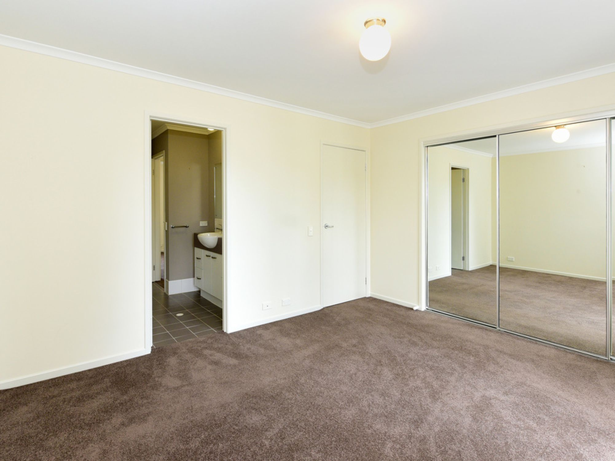 7 / 9 Eurilpa Avenue, Everard Park