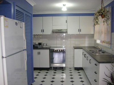 9 Darren Avenue, Kanahooka