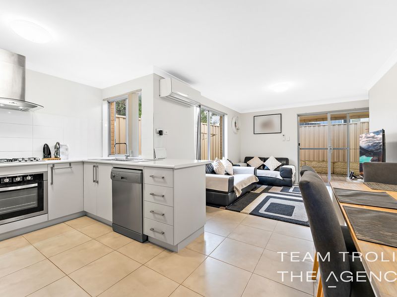 3 / 383 Carrington Street, Hamilton Hill