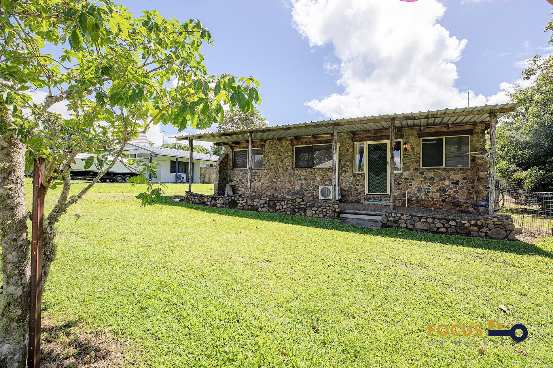22 Maralyn Ave, Grasstree Beach