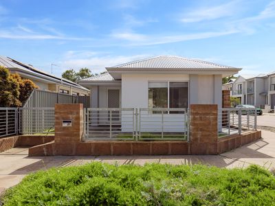 21 Casterton Road, Byford