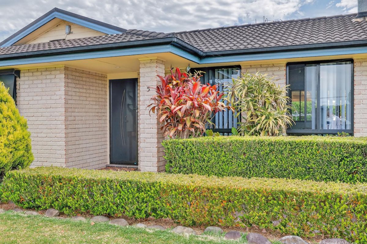 5 Mitchell Close, Coopernook