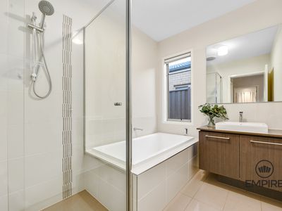 29 Brightstone Drive, Clyde North