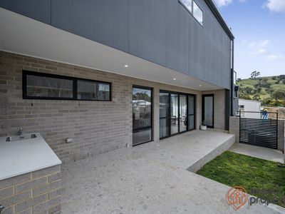 18 Redpath Terrace, Whitlam