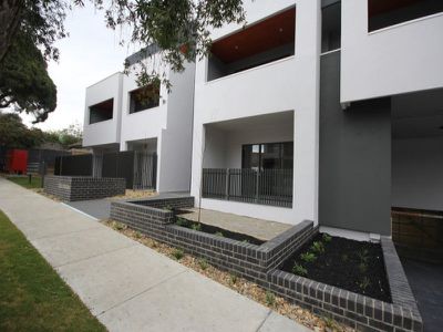 25 / 9-11 Browns Avenue, Ringwood