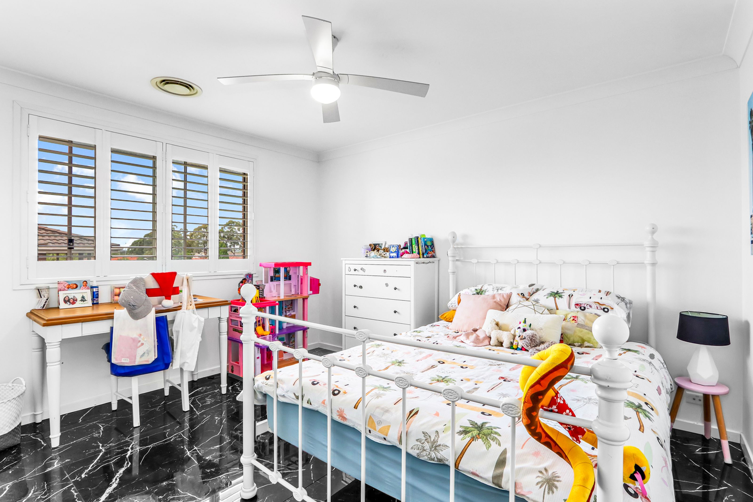 4 Jindalee Place, GLENMORE PARK