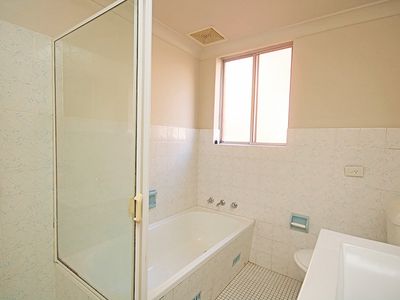 7 / 94 Sproule Street, Lakemba