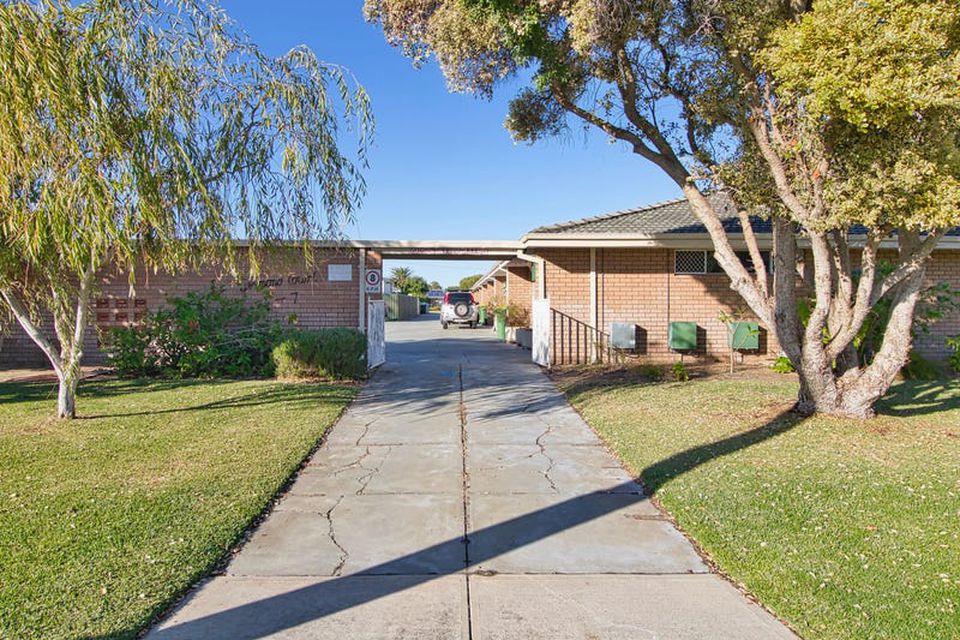 2 / 5 Jesmond Street , Safety Bay