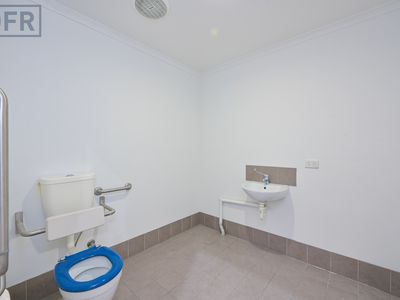2 / 5 Parkes Street, Cockburn Central