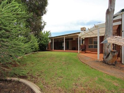 18 Riverina Way, Kalgoorlie