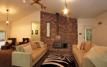 141 Stoney Creek Road, Beaconsfield Upper