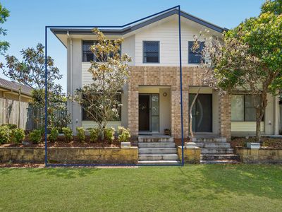 1 / 16 Seashell Avenue, Coomera