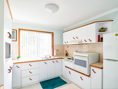 4 Byron Street, Scarness
