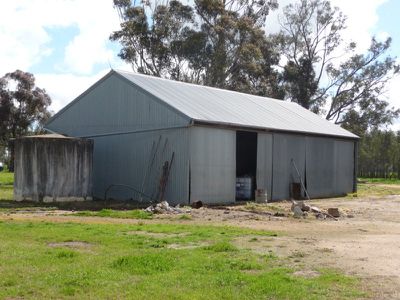 Maloney's Road, Burrumbuttock