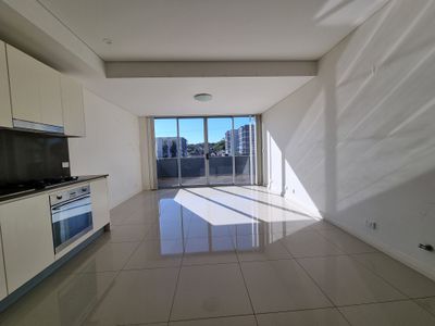 1314 / 11 Charles Street, Canterbury