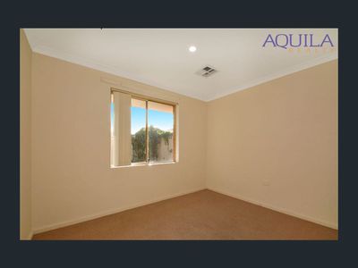 16 Percheron Entrance, Stratton