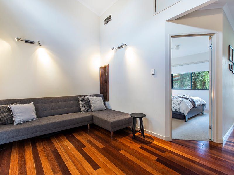 1A Banbury Street, Carina