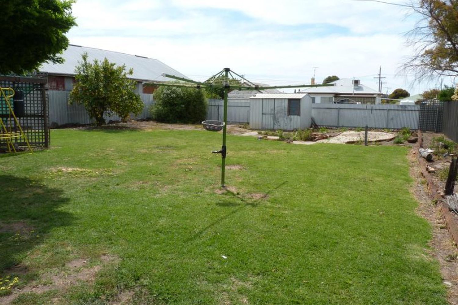 2 Austin Street, Horsham