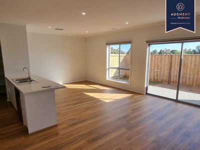 24 Mondegreen Close, Wyndham Vale