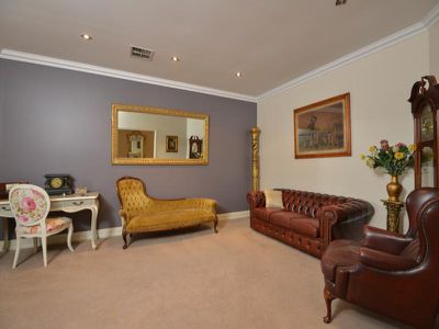 5 Smythe Drive, Broadwood