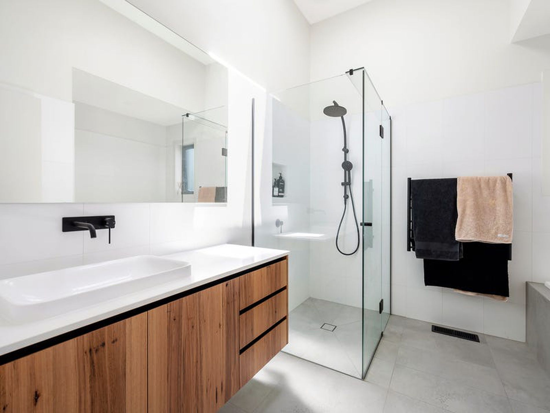 35 Queens Road, Newtown