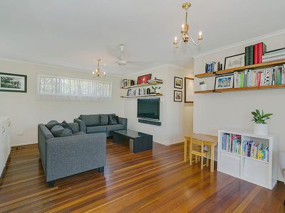33 Pareena Crescent, Mansfield