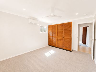 35 Holm Street, Atherton