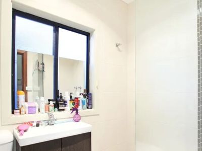 5 Leura Road, Auburn