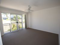 30 / 19 Gumtree Crescent, Upper Coomera
