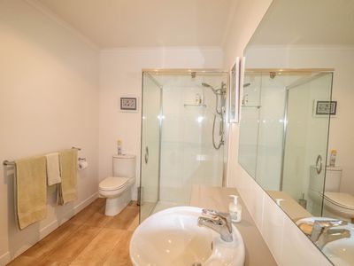 32, 34-36 Karbeethong Avenue, Mallacoota