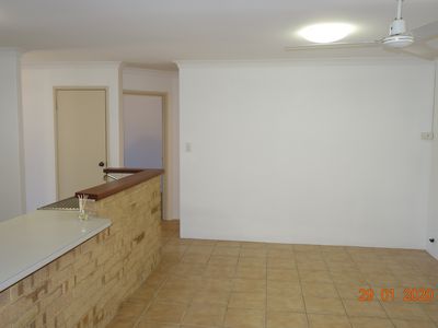 466A Light Street, Dianella