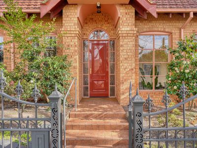 1A Erica Avenue, Malvern East