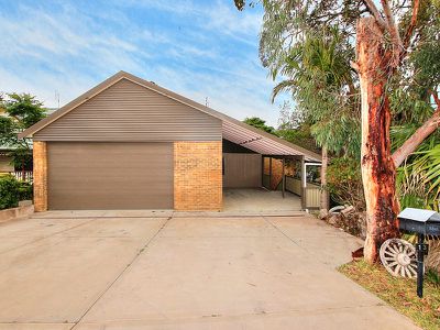 13 Hillcrest Road, Mirrabooka