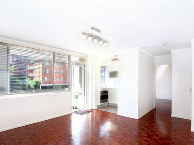 33 / 24-26 Meadow Crescent, Meadowbank
