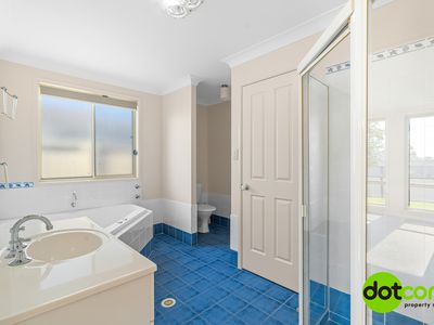 11 Nagle Crescent, Blue Haven